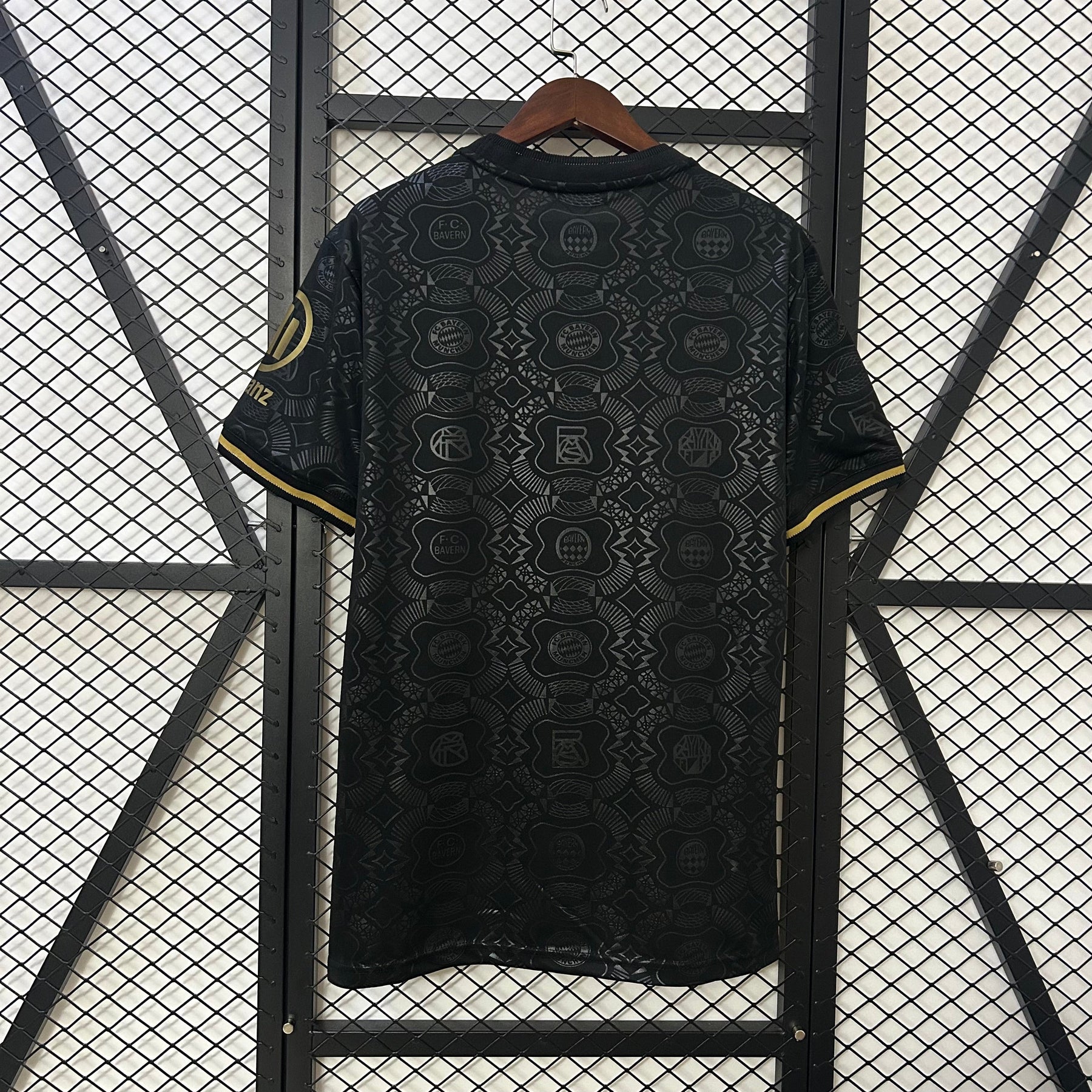 Camisa Bayern de Munique 25/26 Comemorativa 125 Anos Adidas Masculina