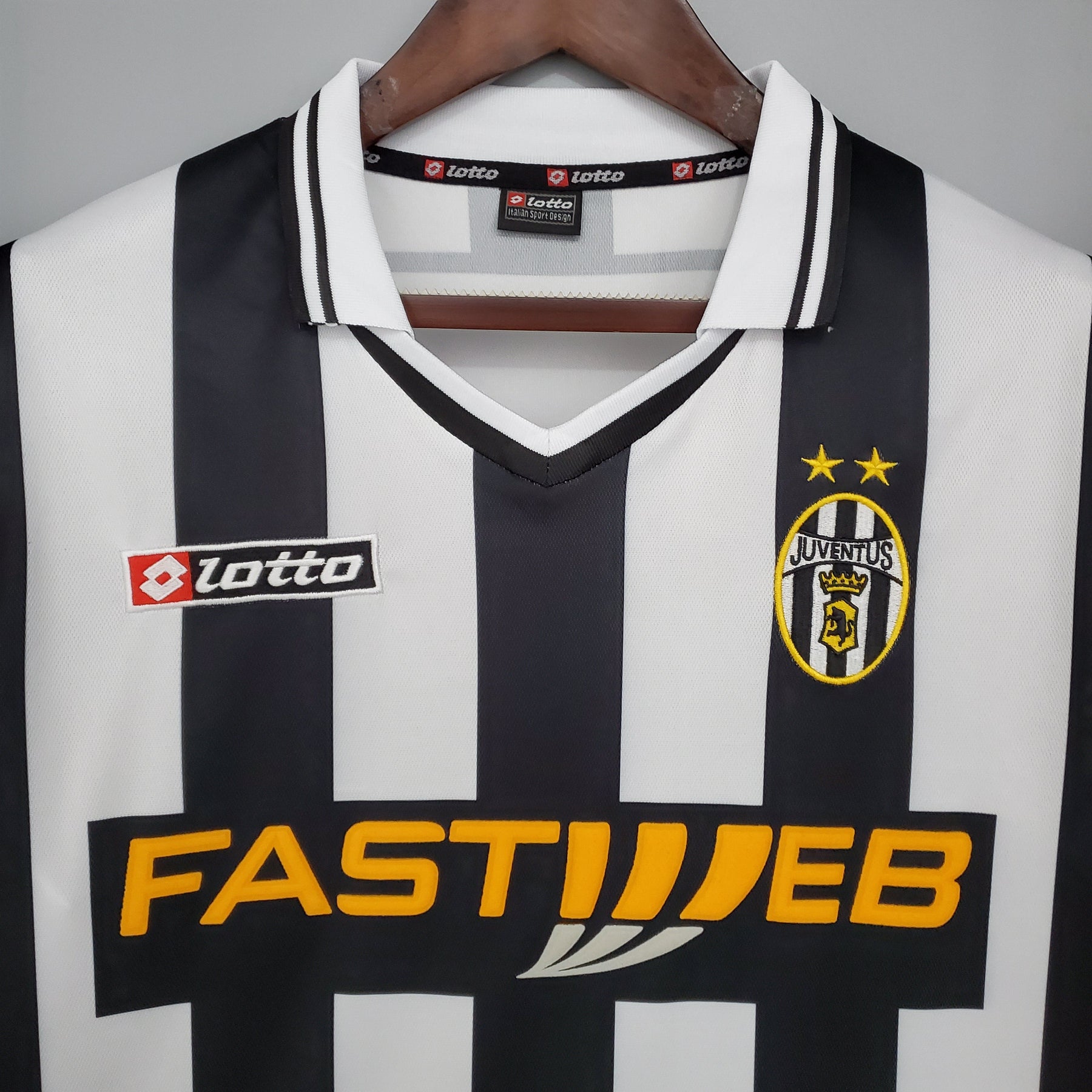 Camisa Juventus Titular 01/02 - Versão Retrô